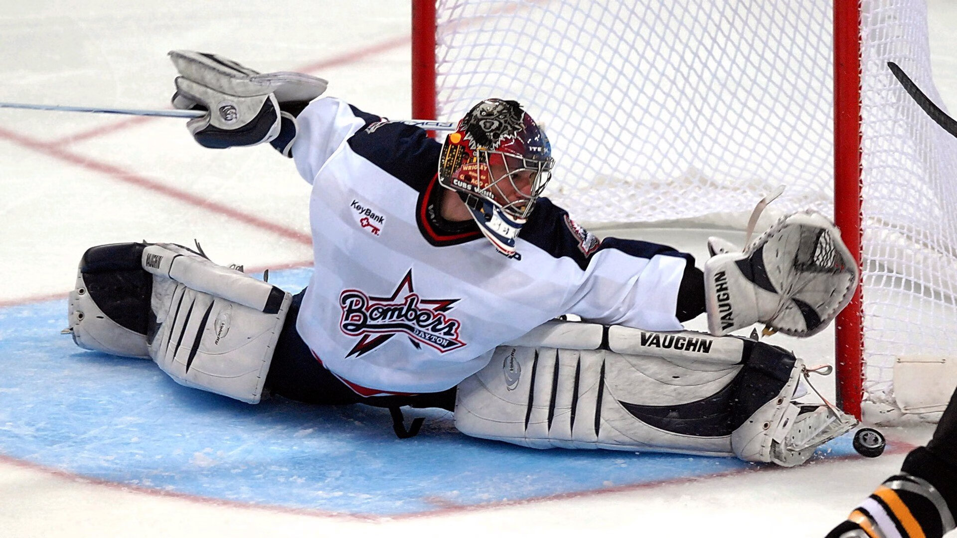 冬季运动安全教育月活动全面展开，冬季运动会安全教育主题班会教案